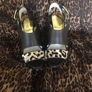 Micheal Kors Carla Platform
